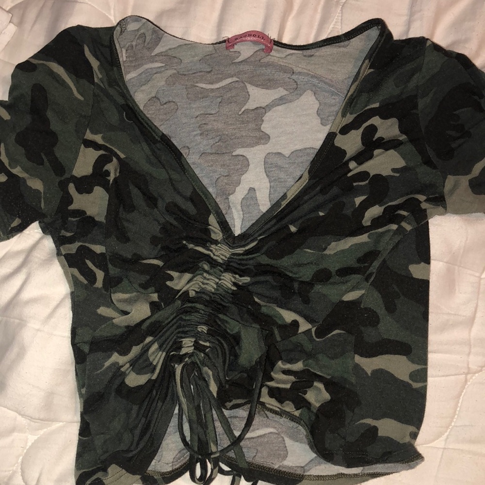Mid drift shirt